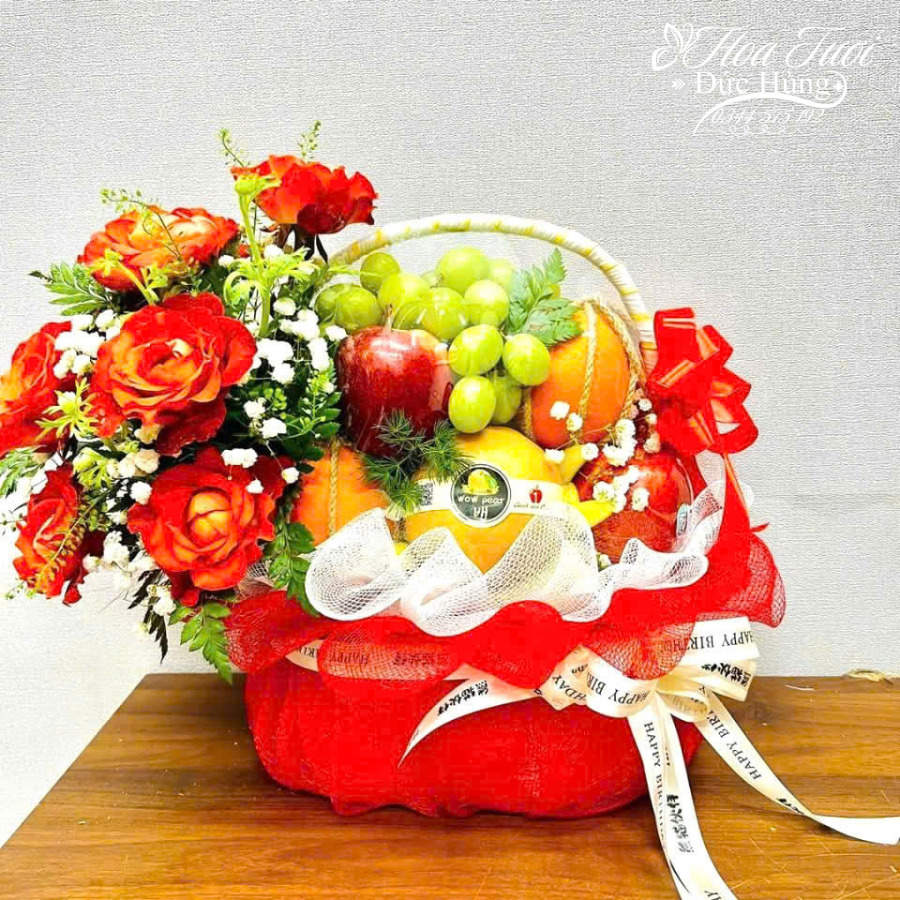 Giỏ Trái Cây Kèm Hoa Tươi 015